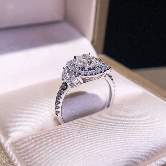 🔥Crystal Shiny Large Oval Macro Pave Wedding Romantic Ring for Women, K872 - Picture 9 of 10